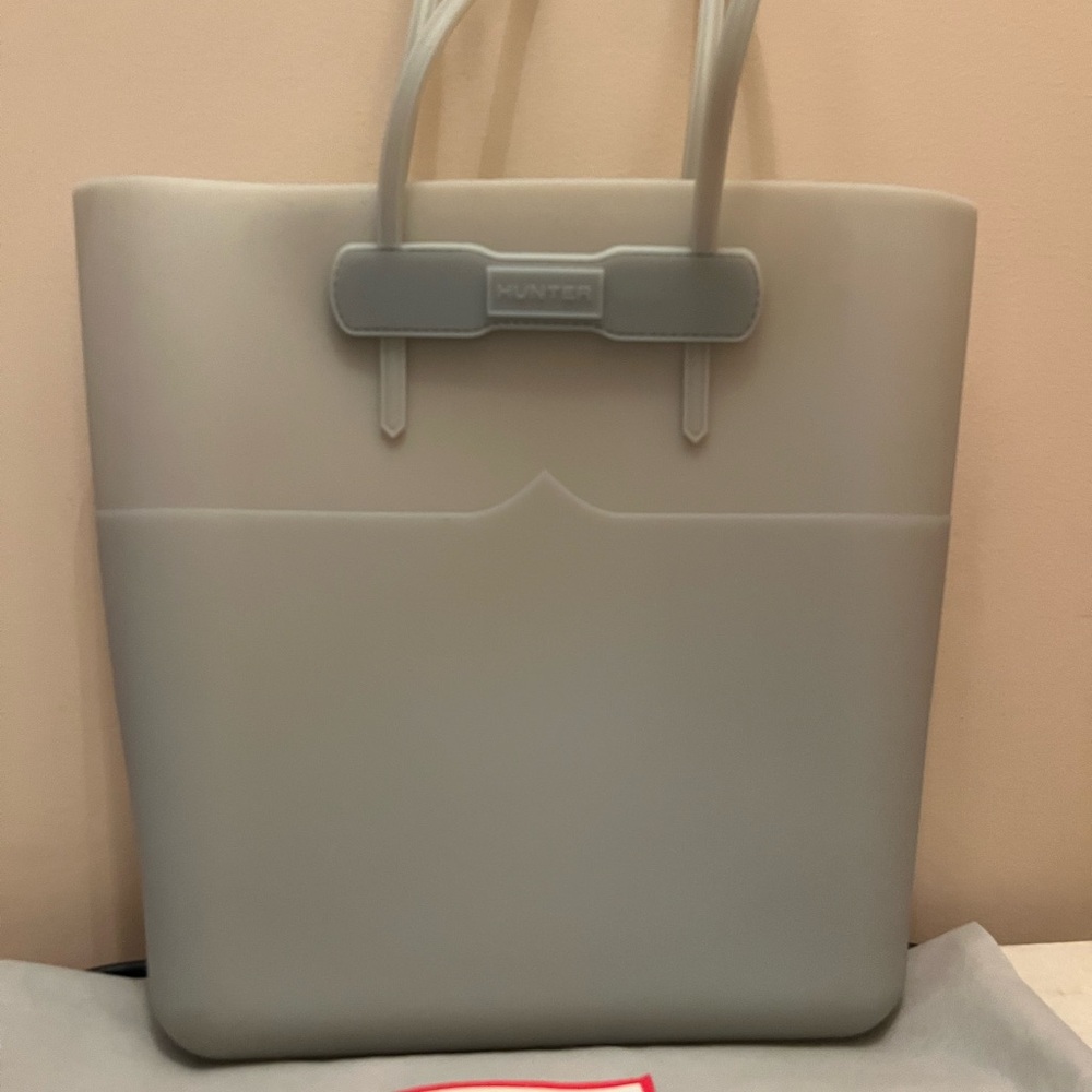 Hunter Light Gray Matte Tote Bag